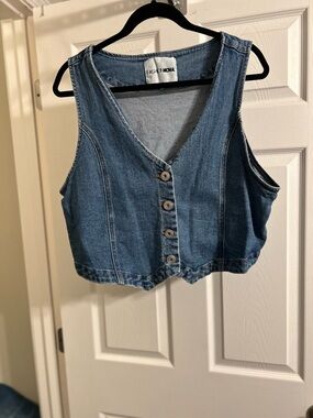 Fashion Nova Blue Denim Cropped Button Vest